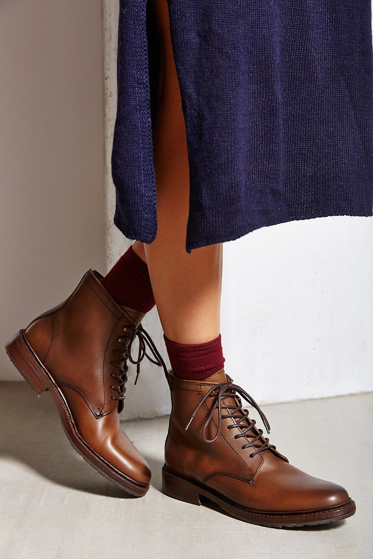 Frye James Lug Lace-Up Boot in Brown | Lyst