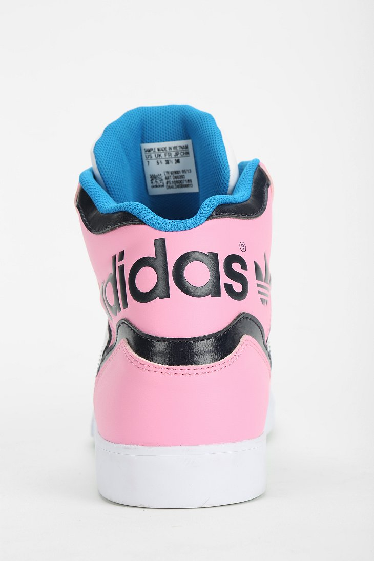 knijpen een paar Verslinden adidas Originals Extaball Leather High-Top Sneaker in Pink | Lyst