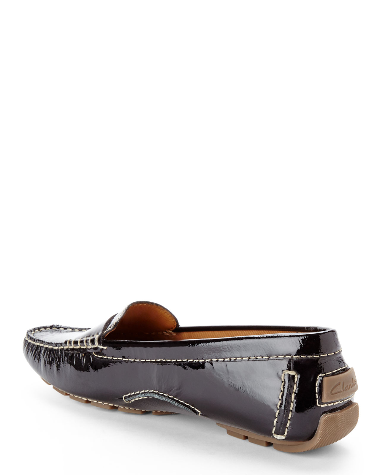 clarks artisan driving moccasin