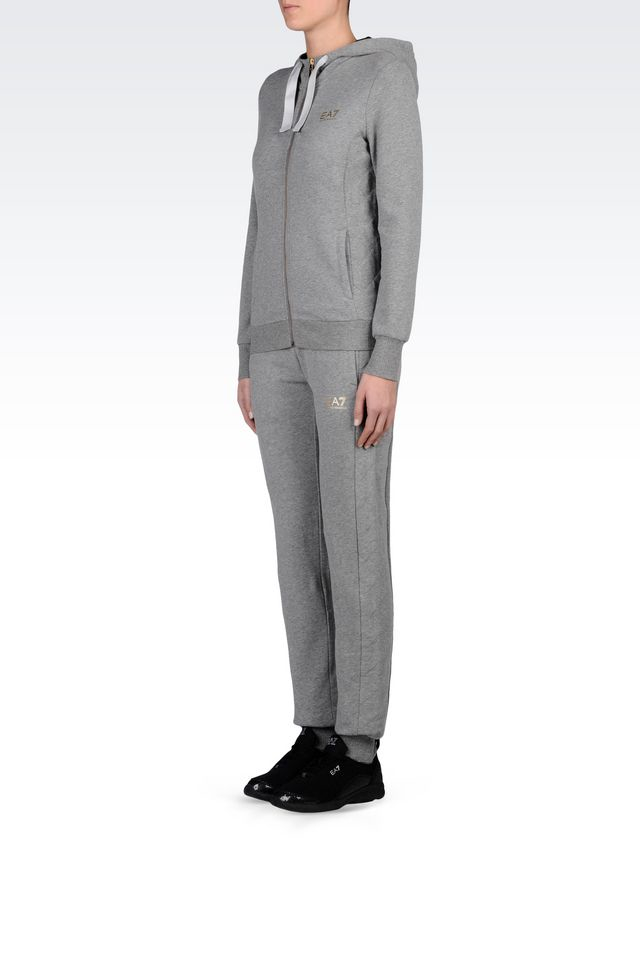 gray sweatsuit set