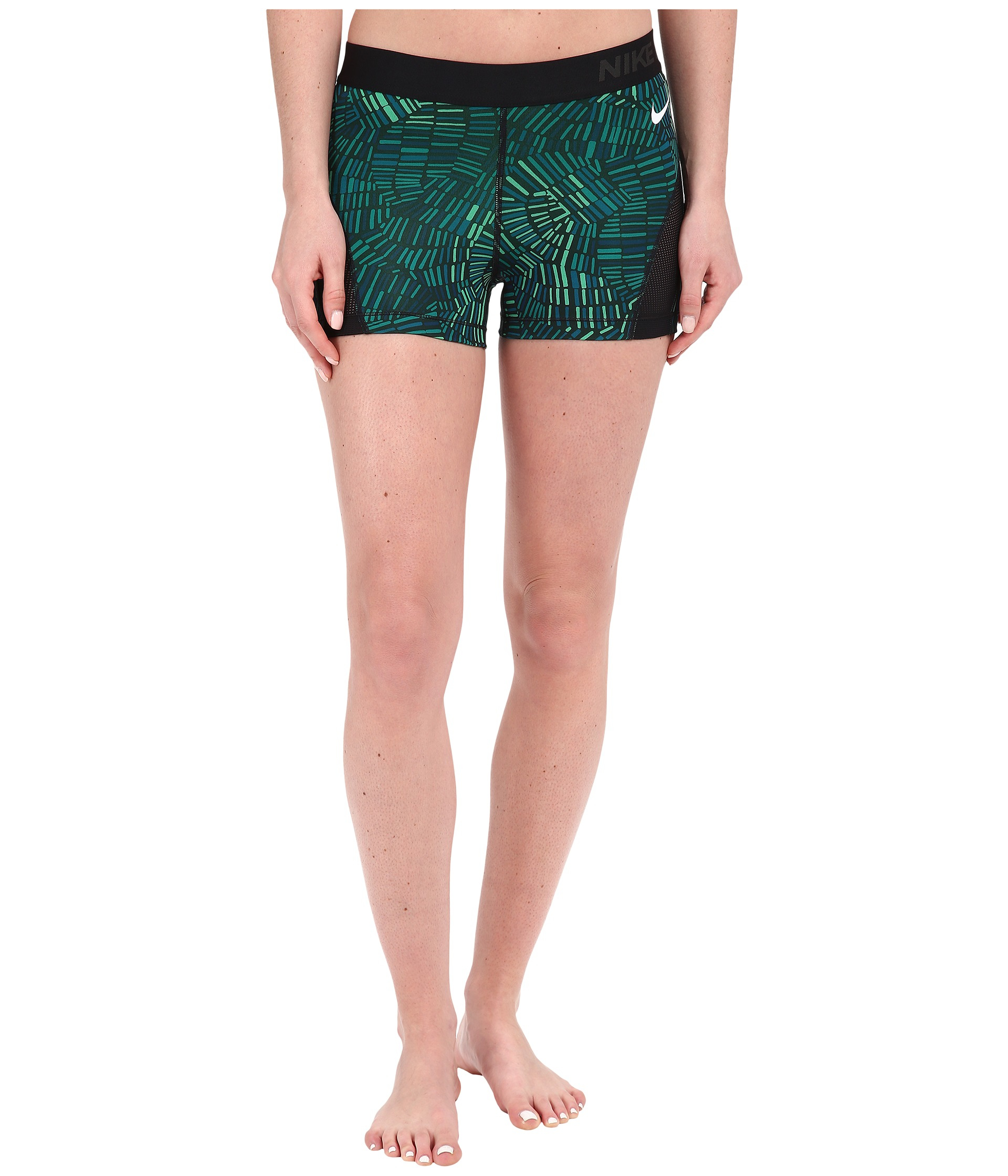 short nike pro hypercool
