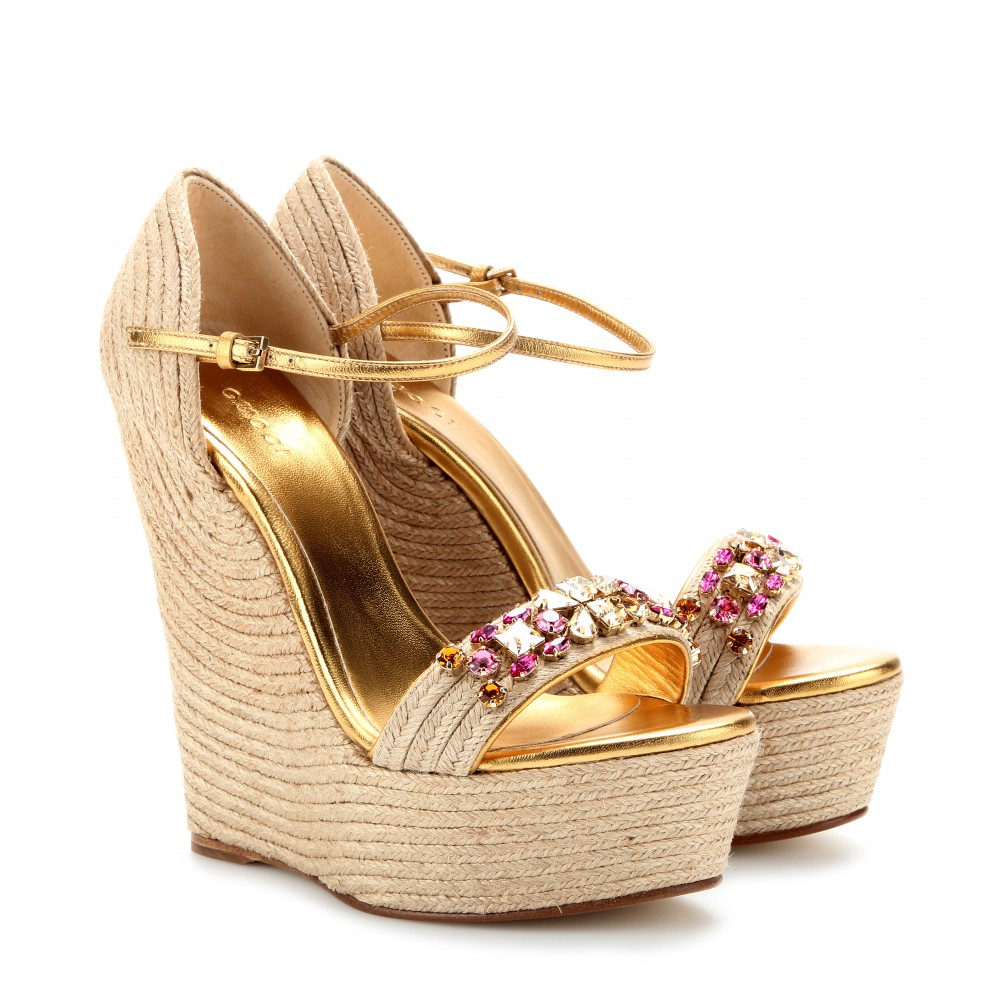 Gucci Carolina Embellished Espadrille Wedge Sandals in Metallic | Lyst