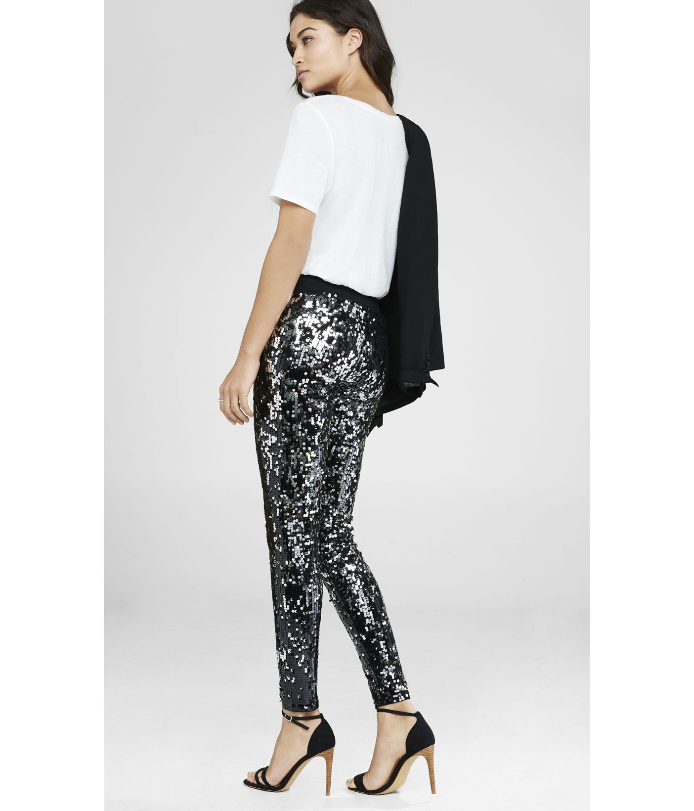 Express Sequin Legging in Silver (Black 