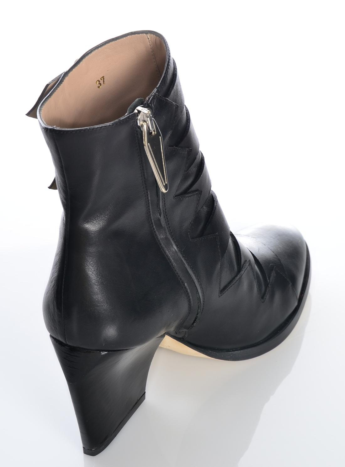 Atalanta Weller Leather Vespa Black Buckle Ankle Boot - Lyst