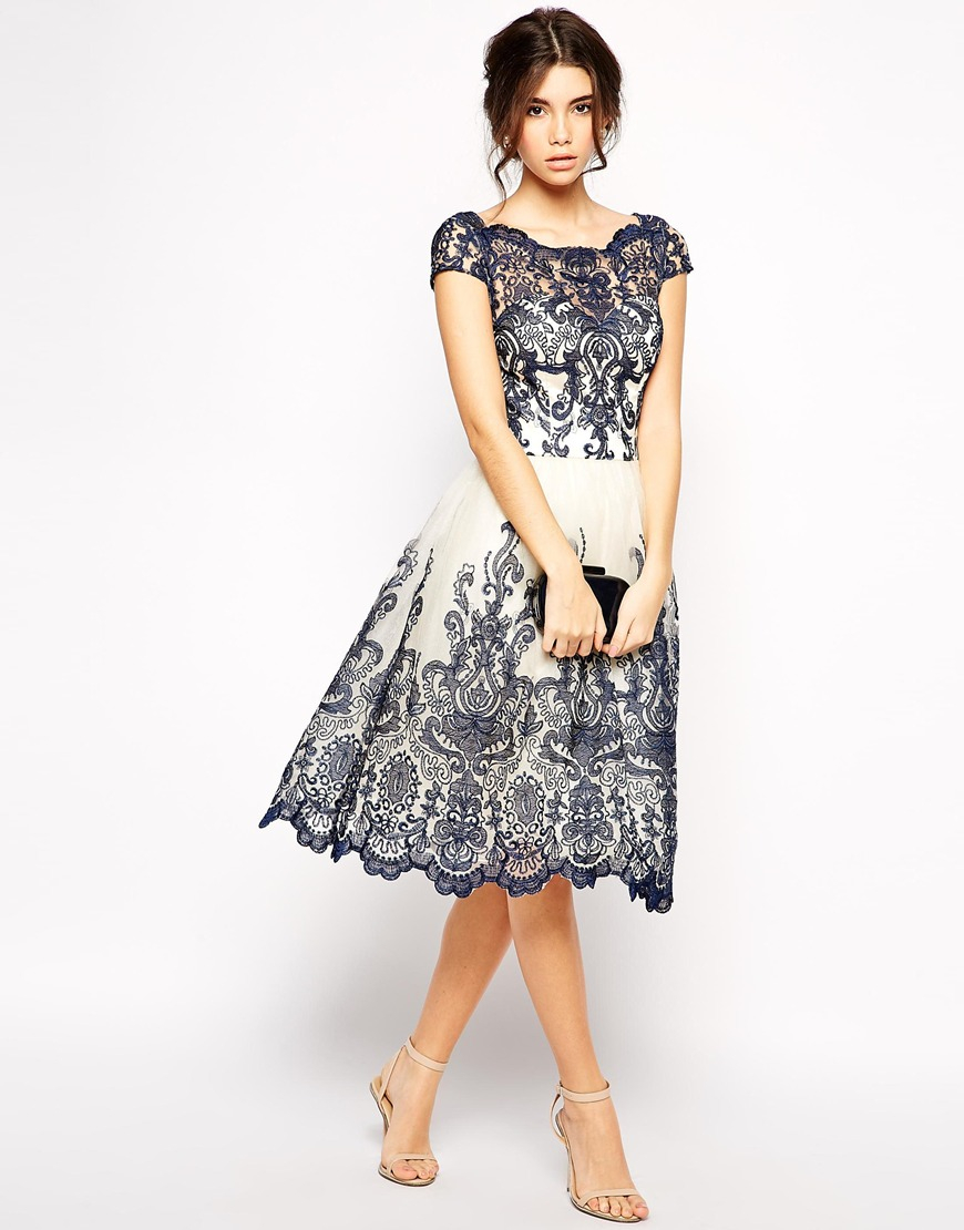 chi chi london premium metallic lace midi prom dress in emerald