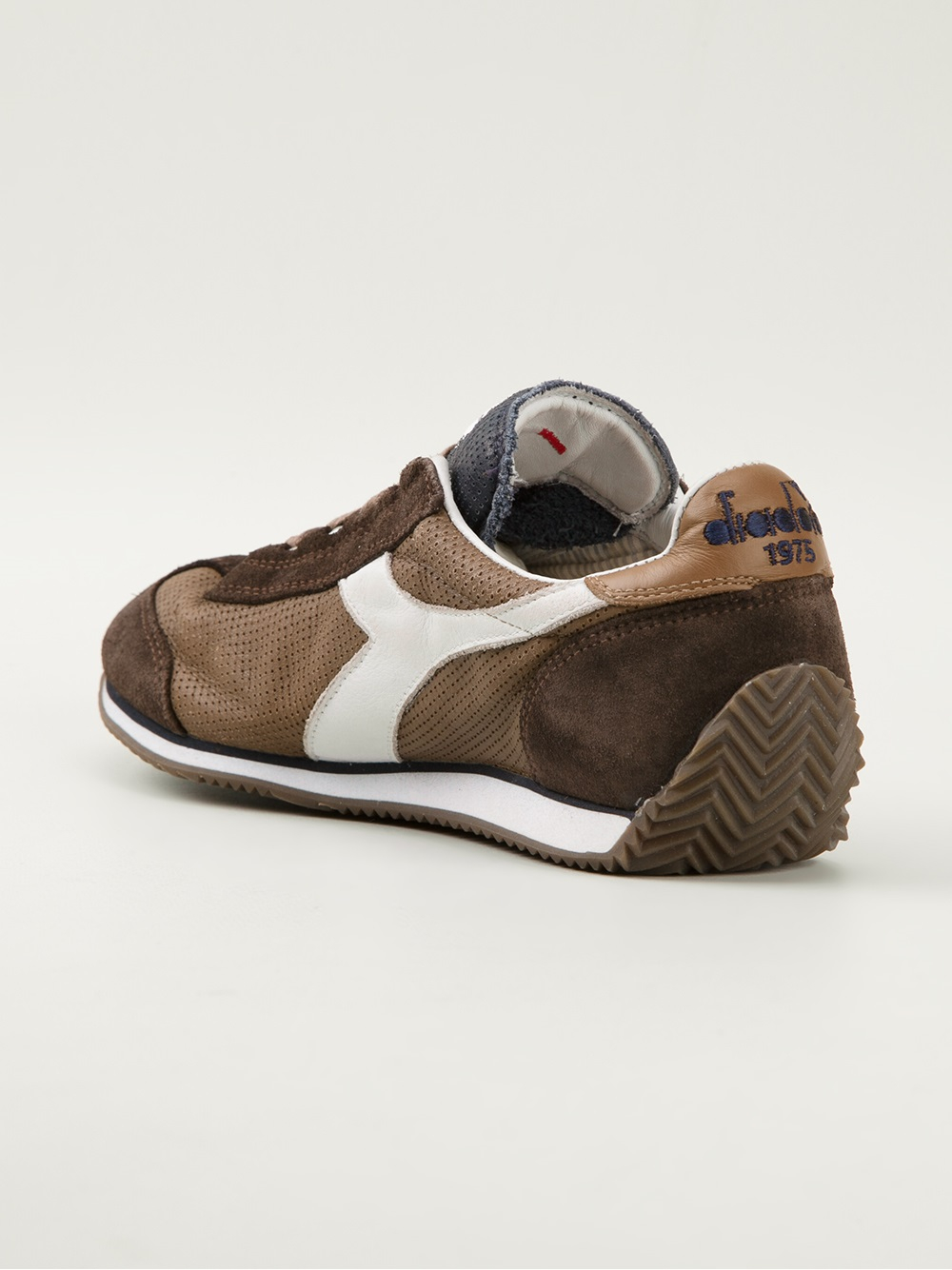 cotton on diadora
