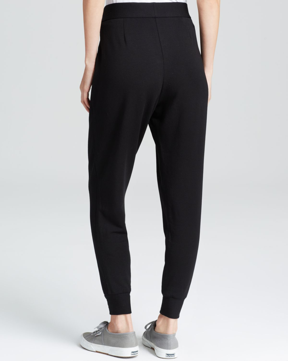 Eileen Fisher Pleated Slouchy Pants in Black - Lyst