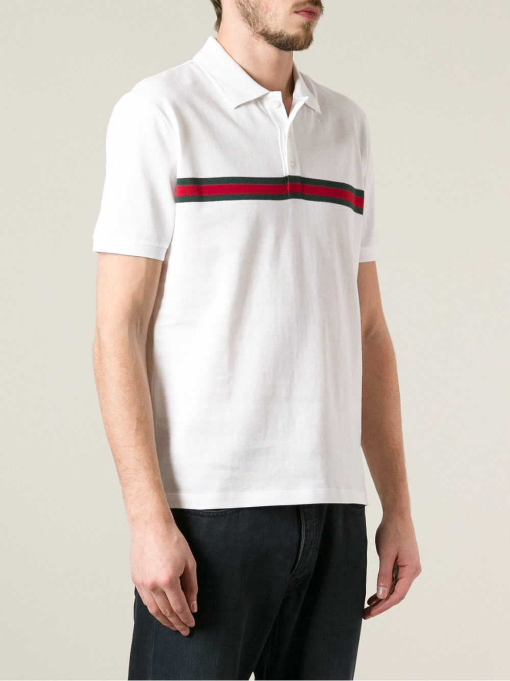 raglan neck
