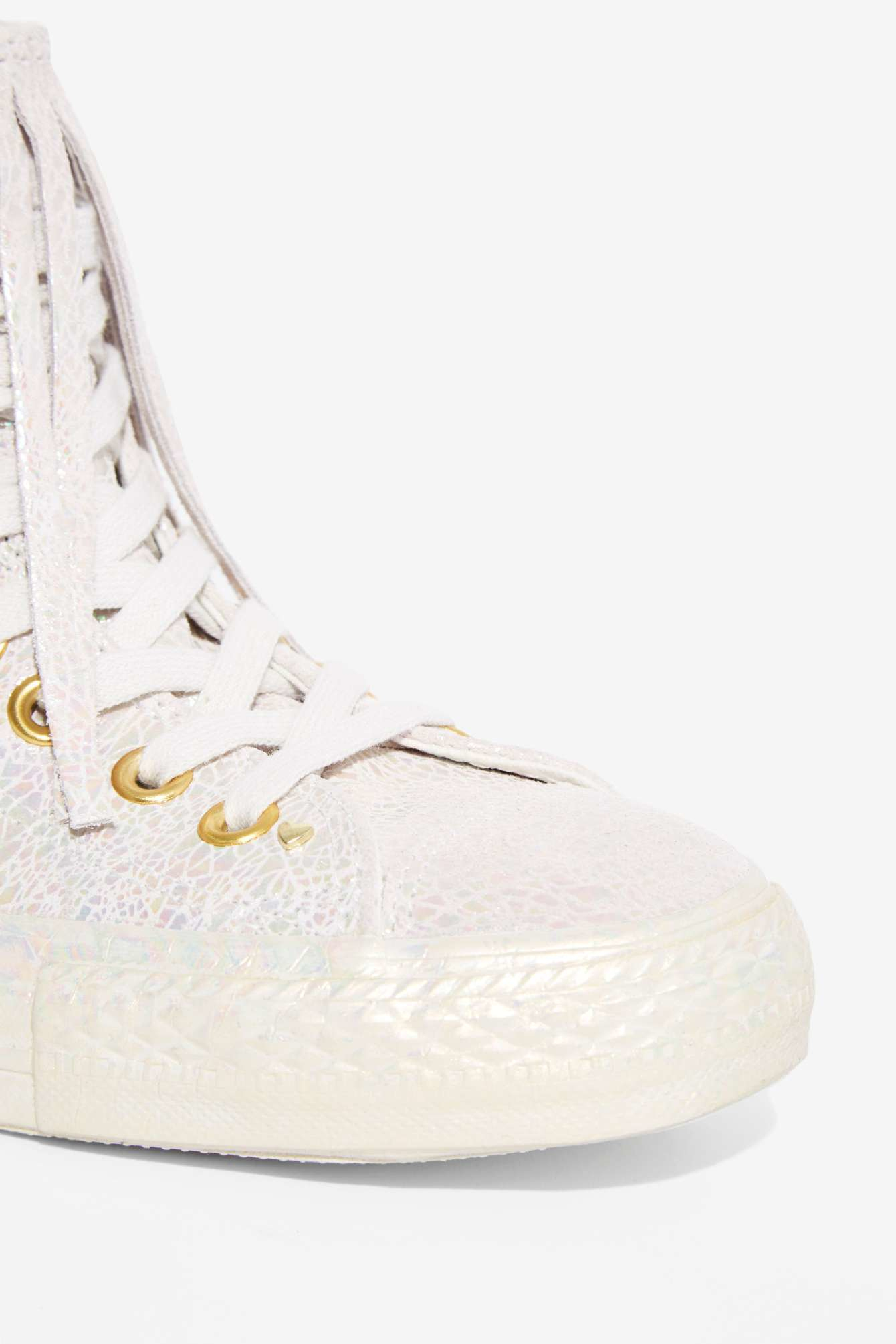 converse fringe high top