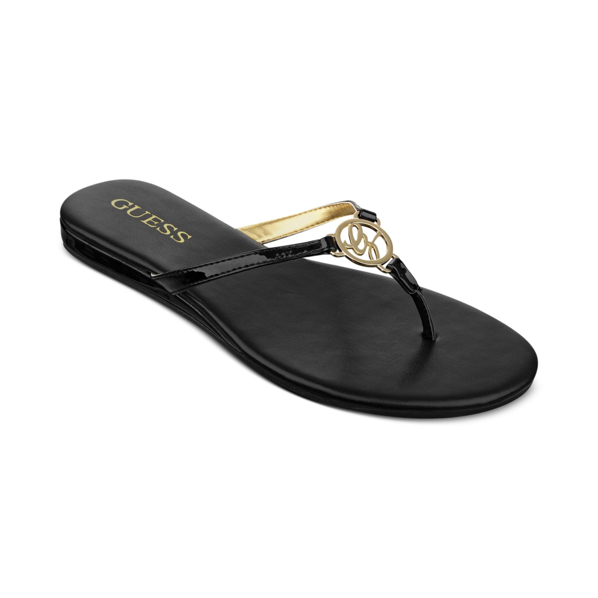 Guess Julsy Flat Thong Sandals in Black - Lyst