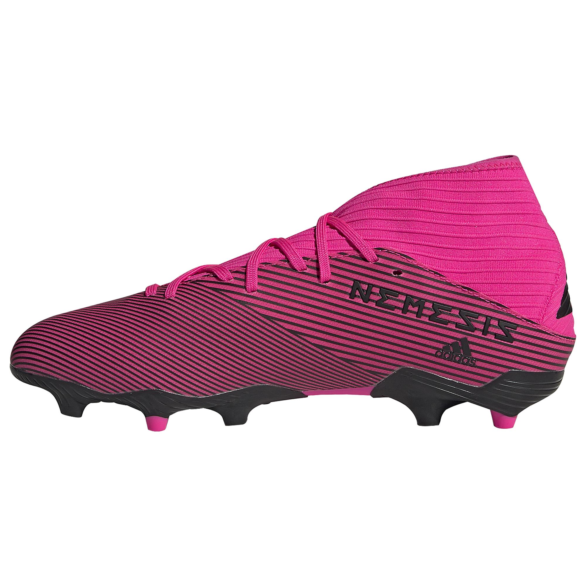 shoe carnival football cleats