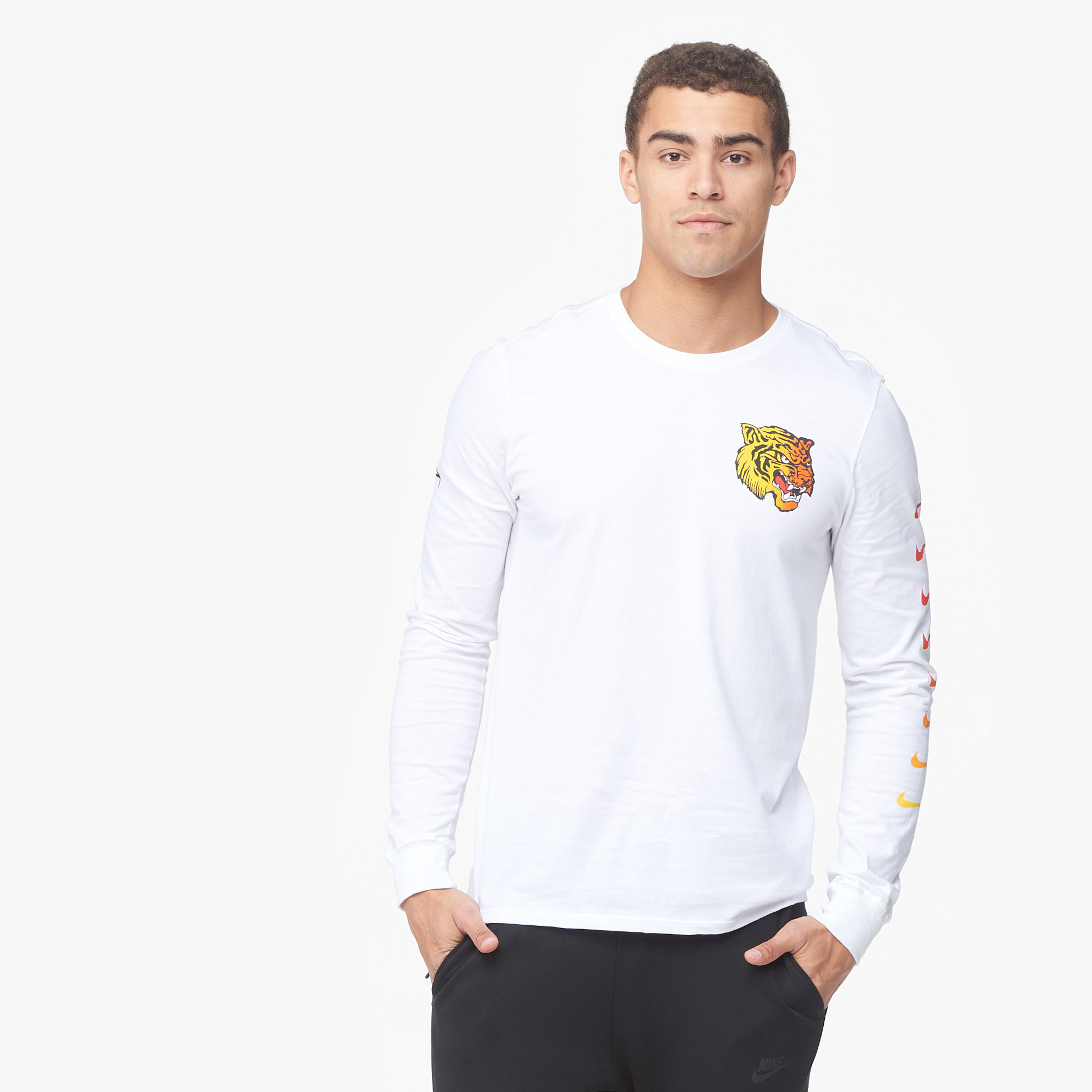 nike tuned air t shirt