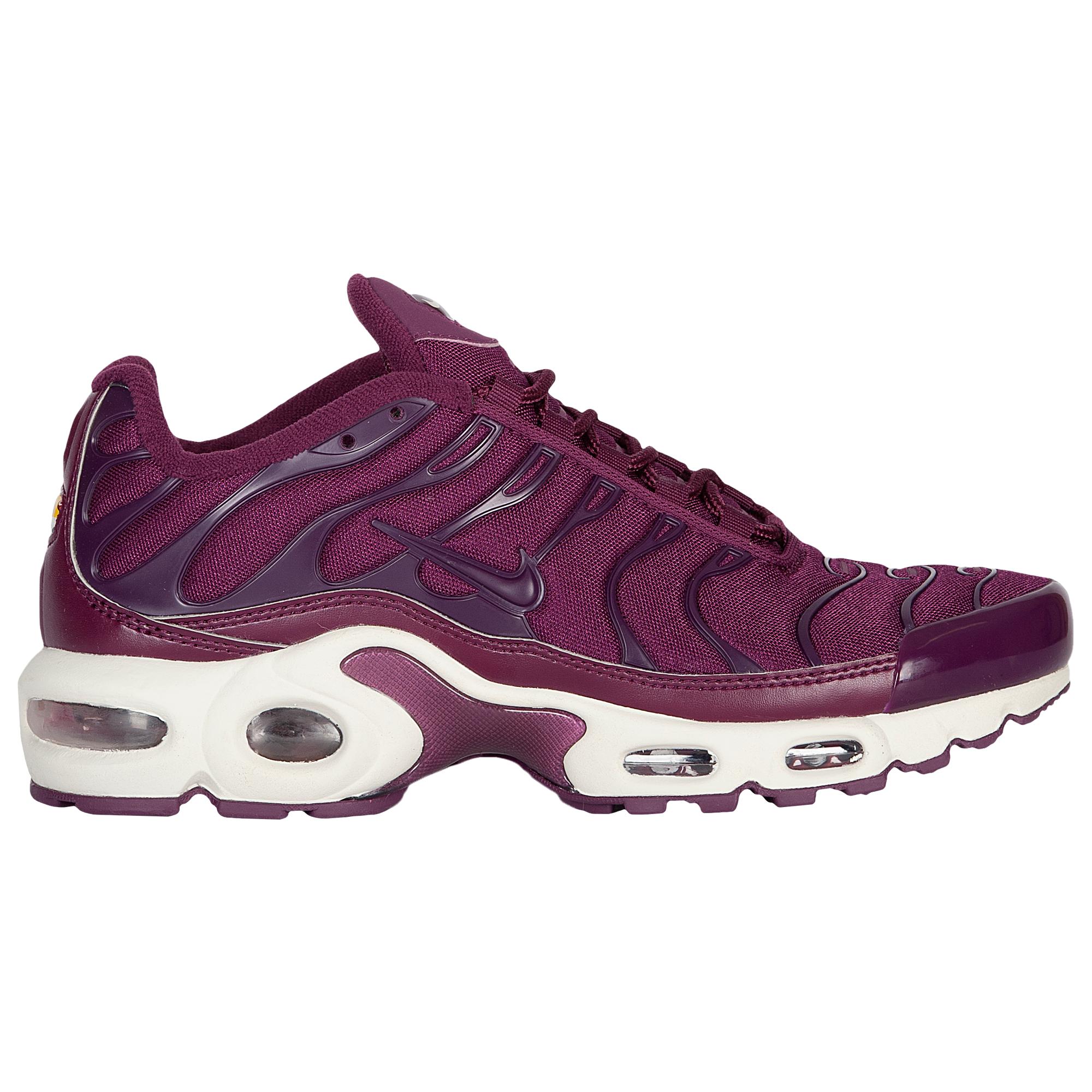 Nike Synthetic Wmns Air Max Plus Tn in 