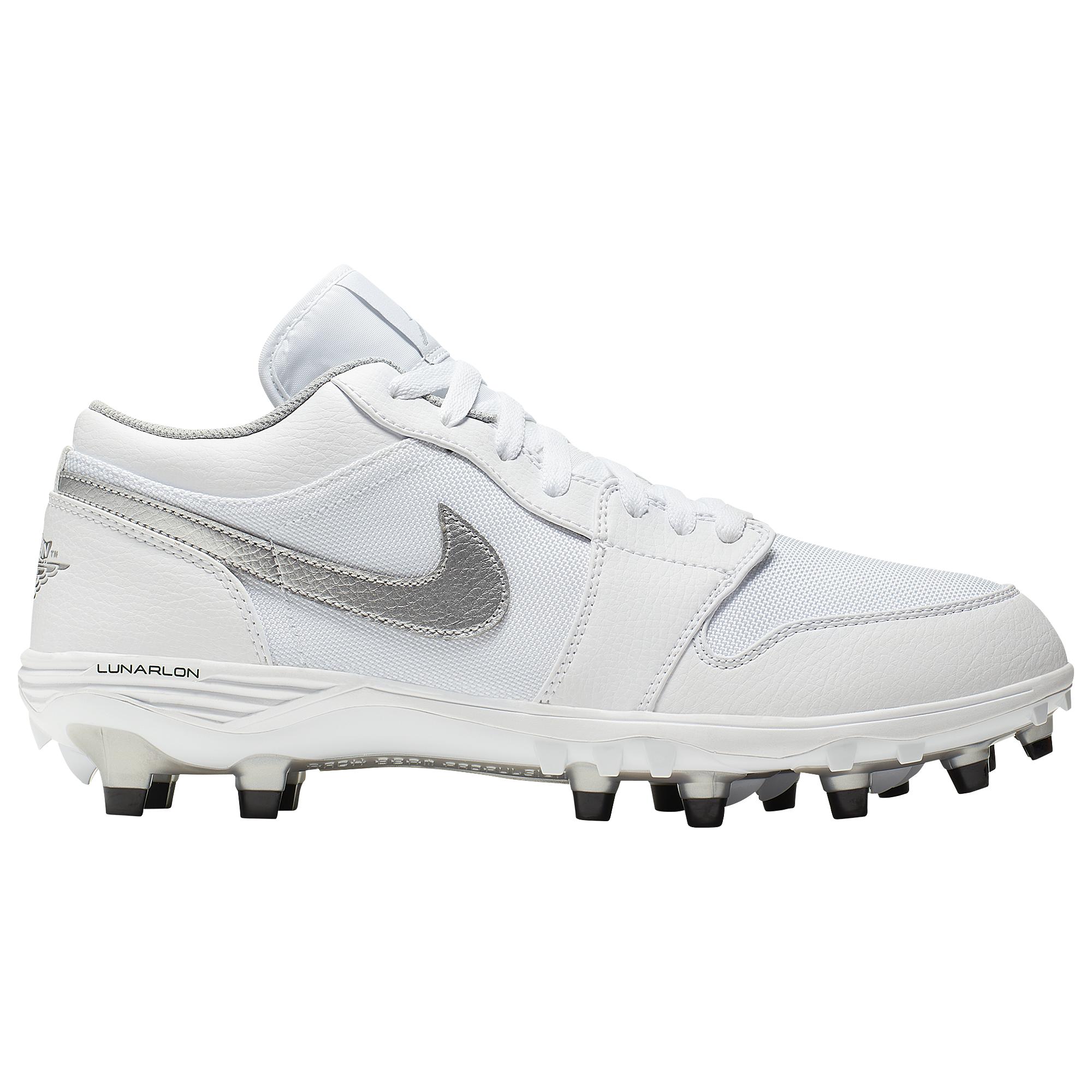 retro 1 football cleats
