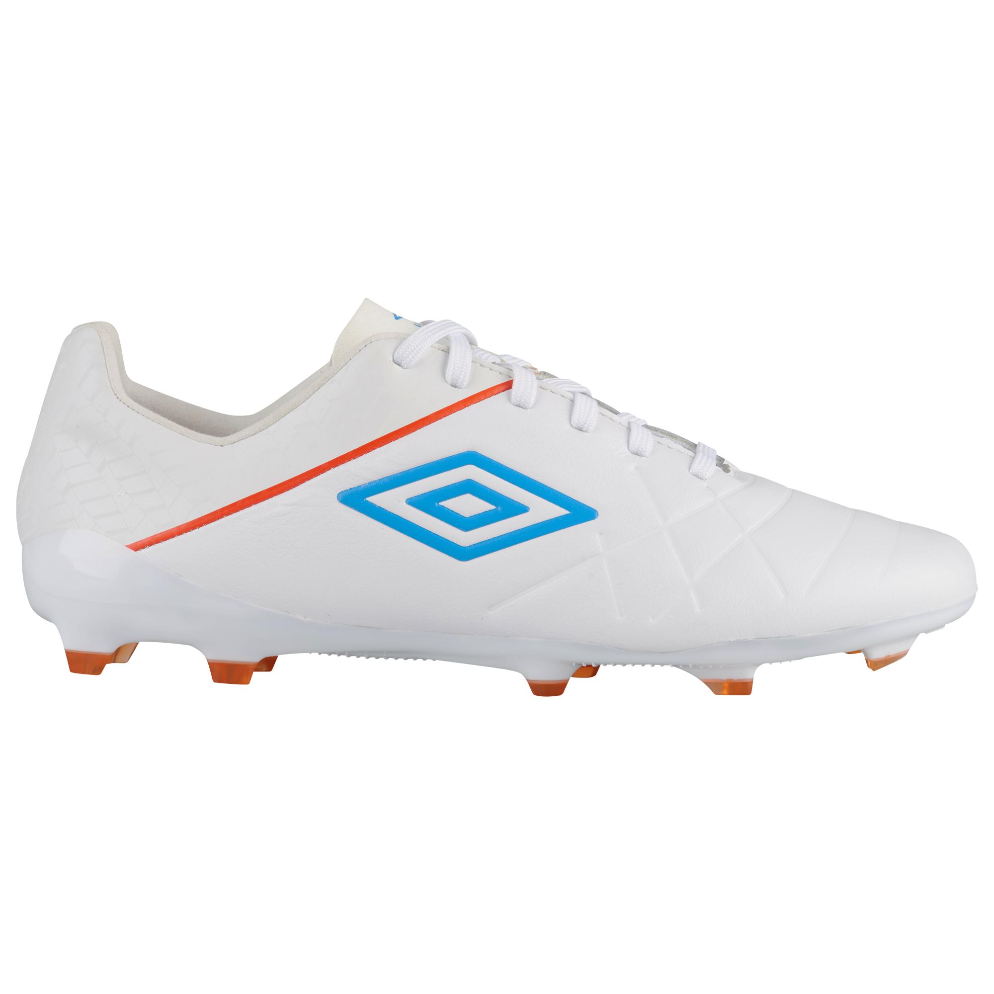 soccer shoes umbro