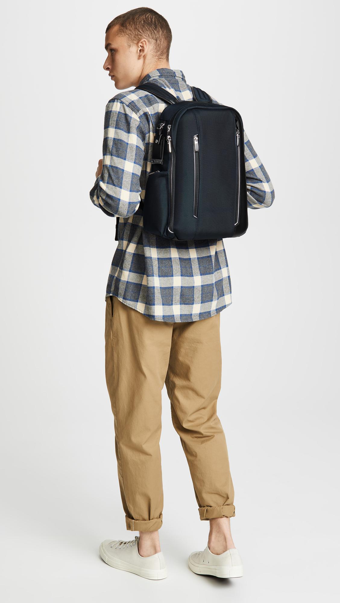 tumi arrive logan