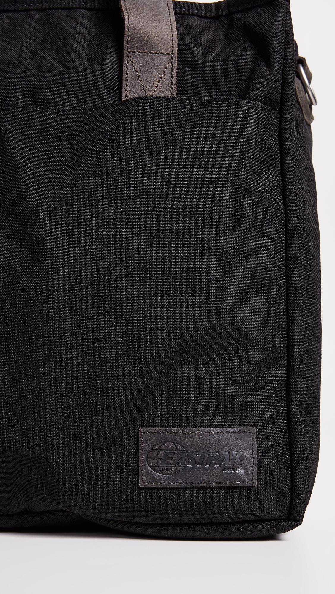 eastpak kerr axer raven