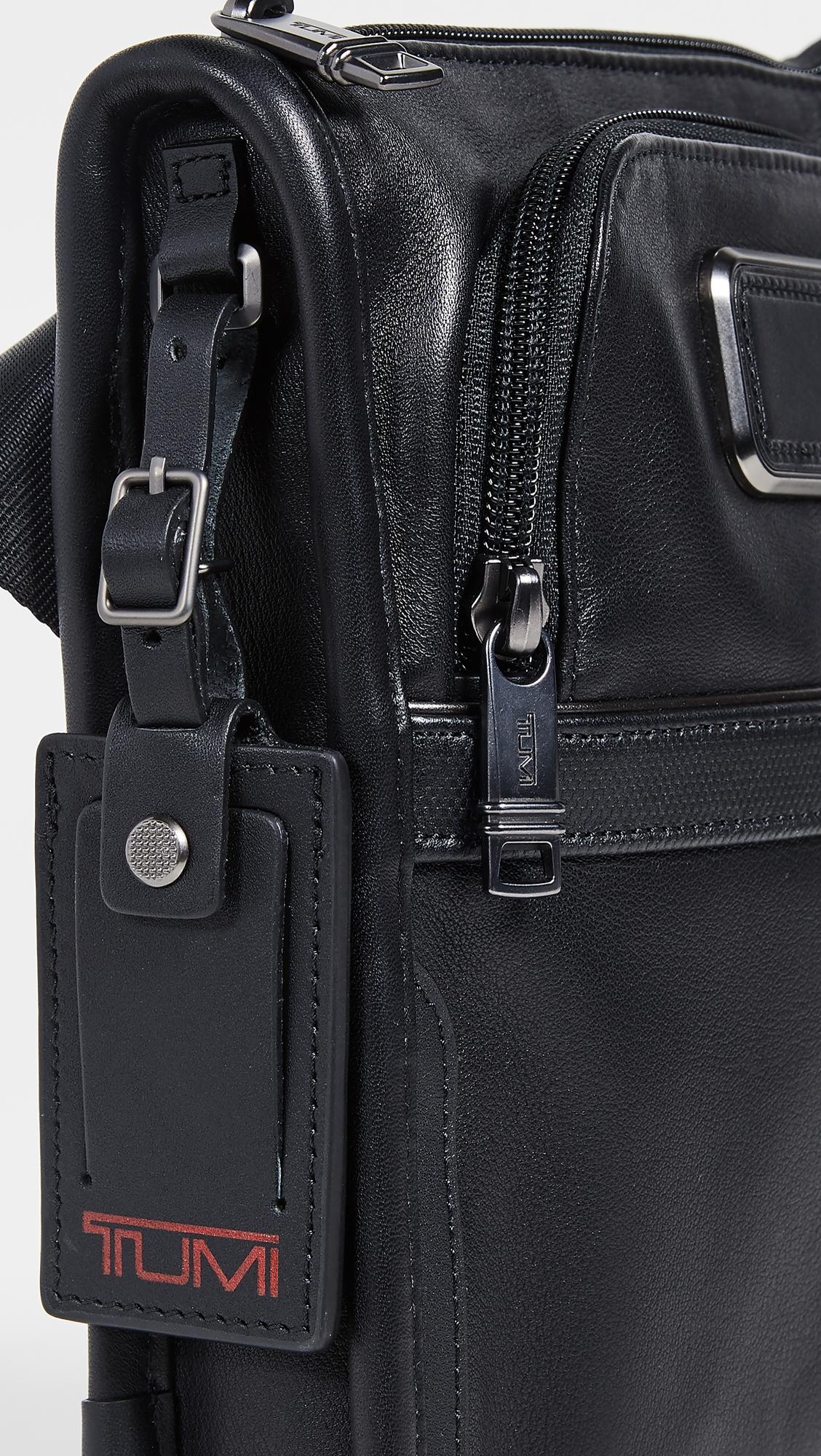 tumi pocket bag