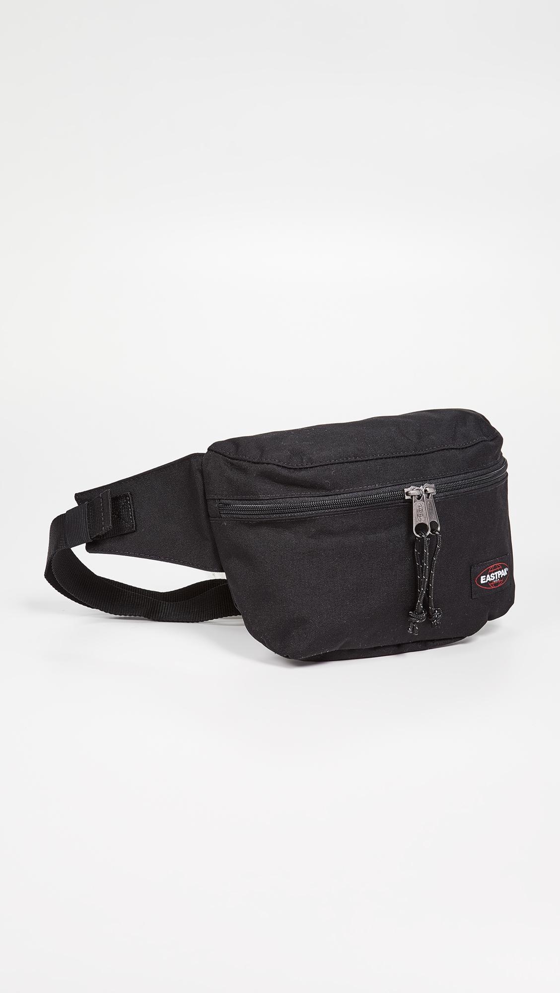 eastpak waist pouch