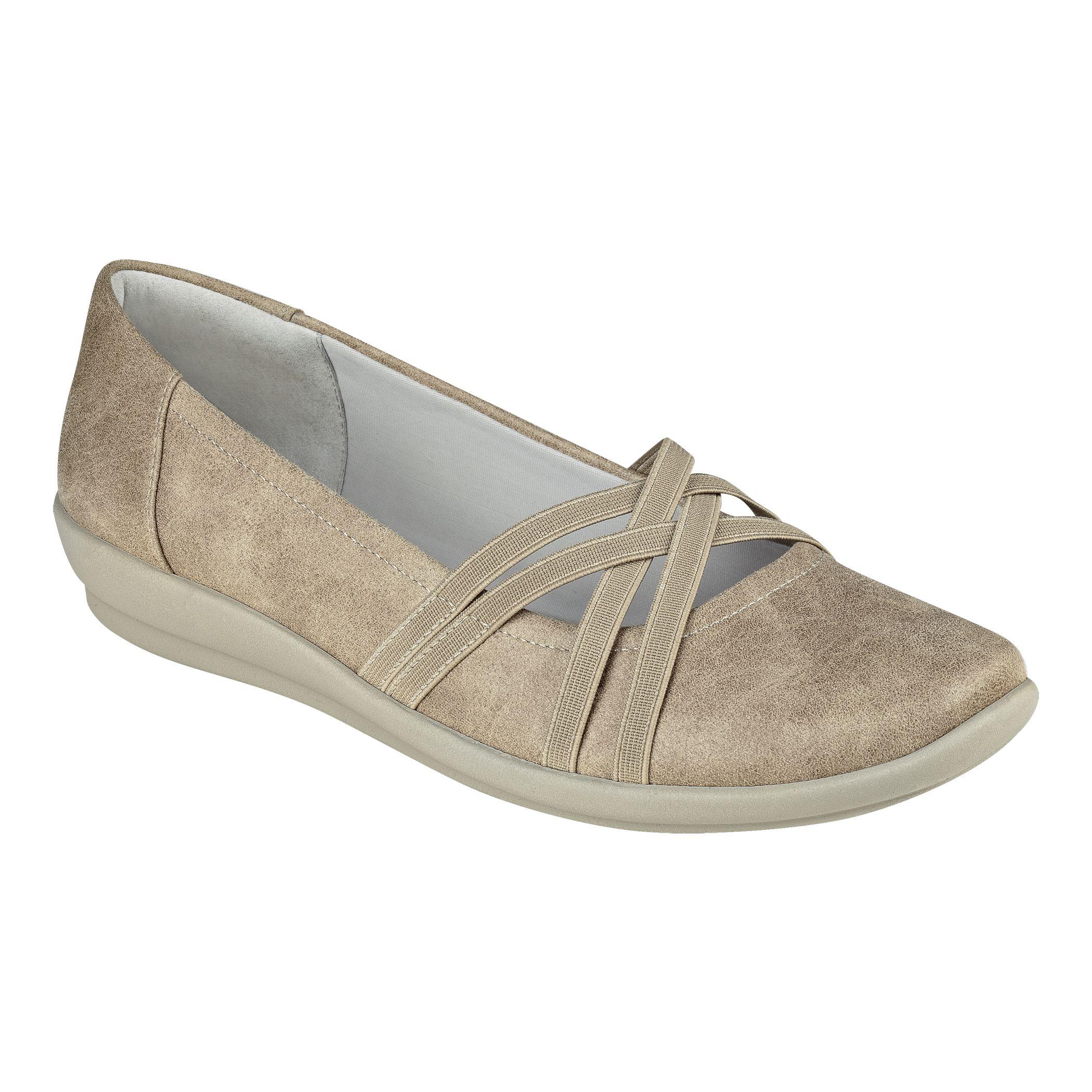 easy spirit aubree casual flats