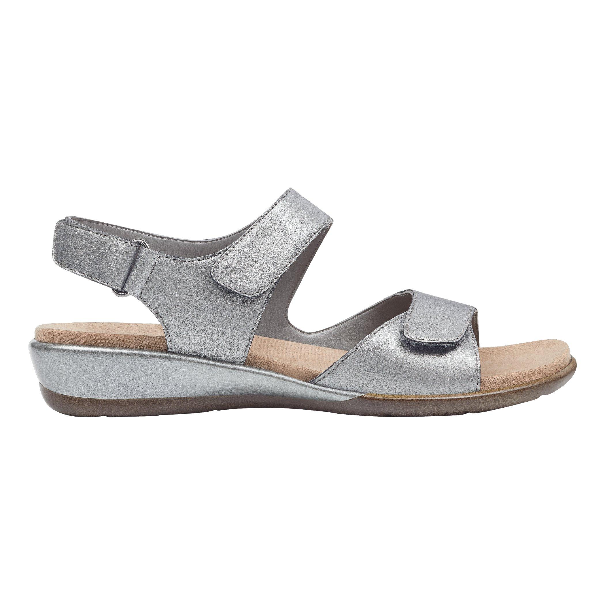 Easy Spirit Hartwell Metallic Flat Sandals Lyst