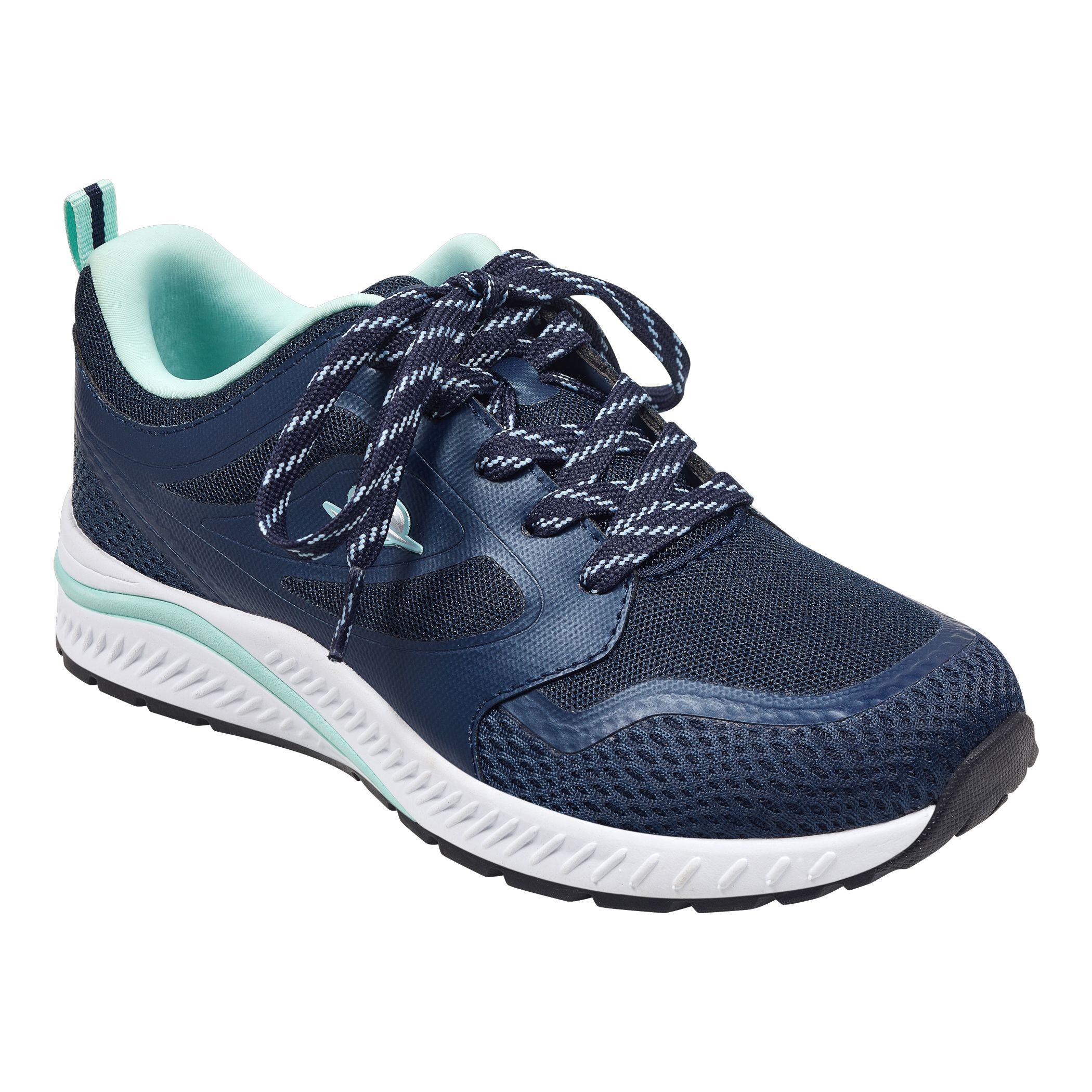 easy spirit hugs walking shoes