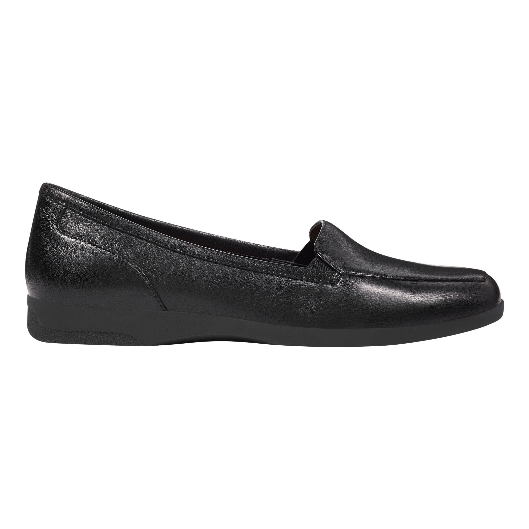 easy spirit leather flats