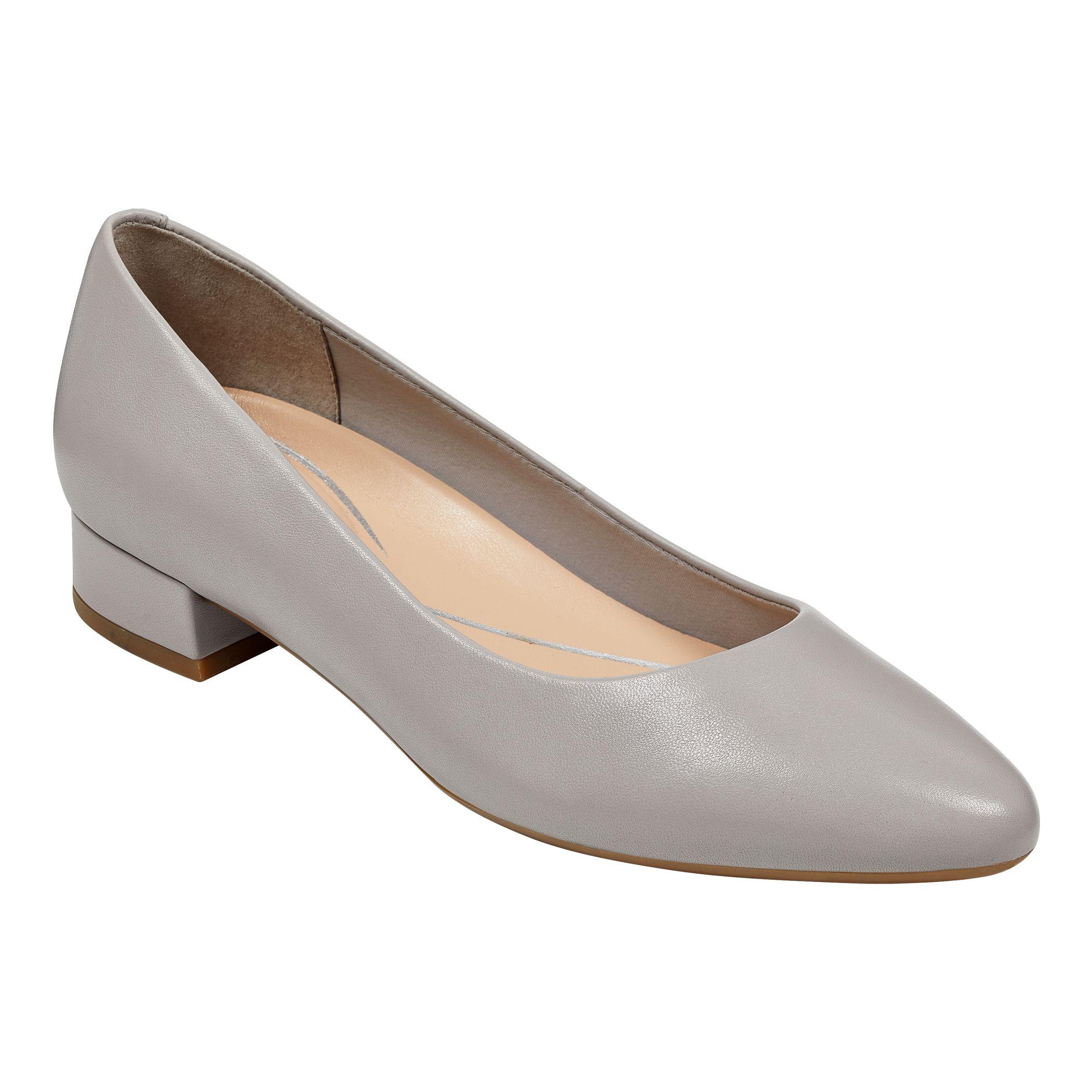 low heel dress shoe