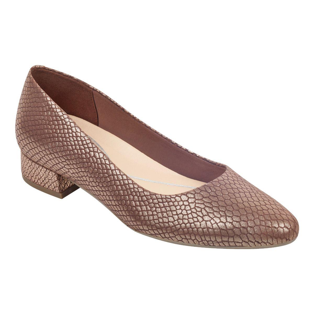 low heel dress shoe