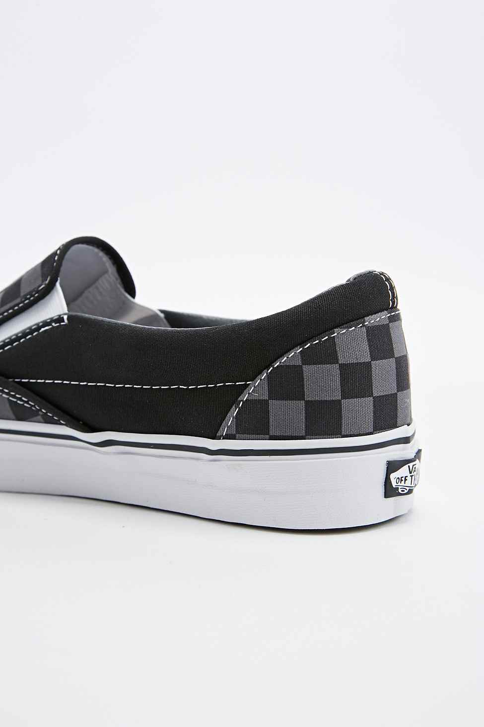 vans checkerboard slip on black gray