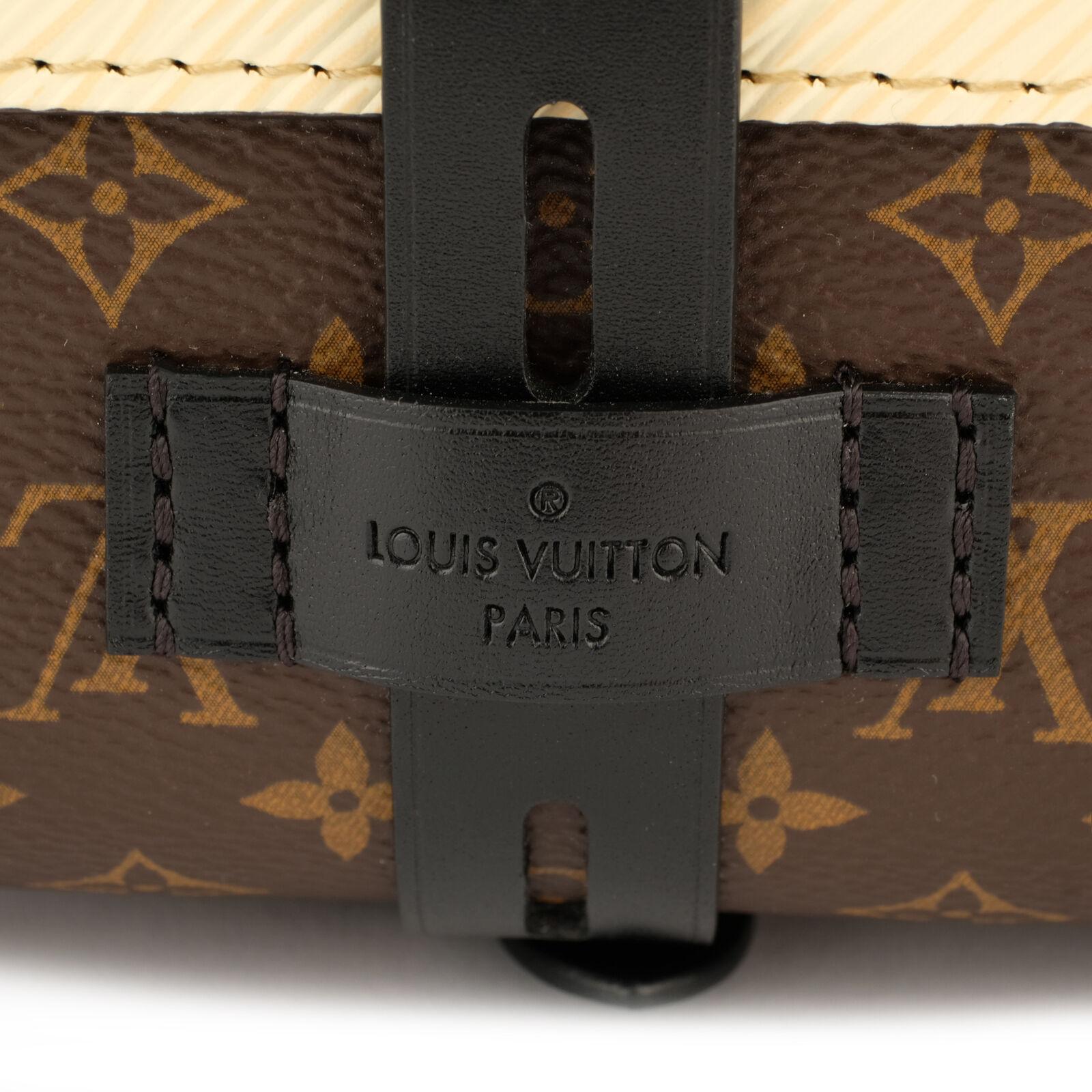 Louis Vuitton New Glasses Case M44158 Banane Epi Monogram Shoulder Clutch Bag - Lyst