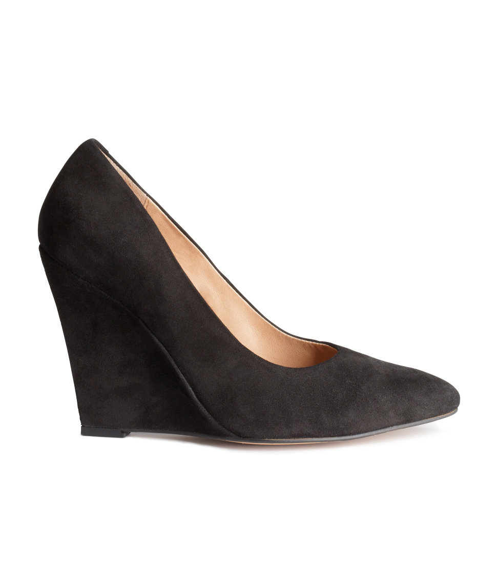 black wedge court shoes