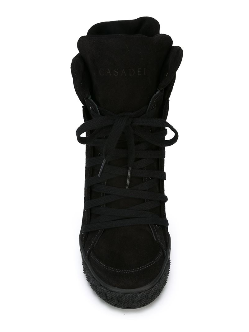 Concealed Sneakers in Black |
