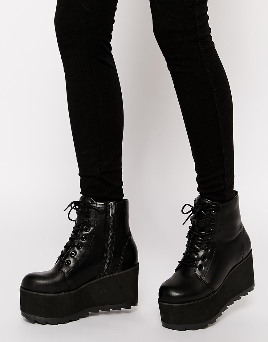 Yru Hercules Black Flatform Ankle Boots in Black | Lyst
