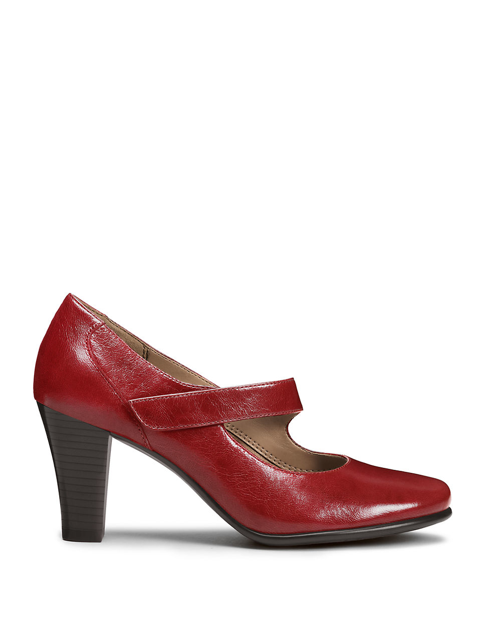 stacked heel pumps round toe