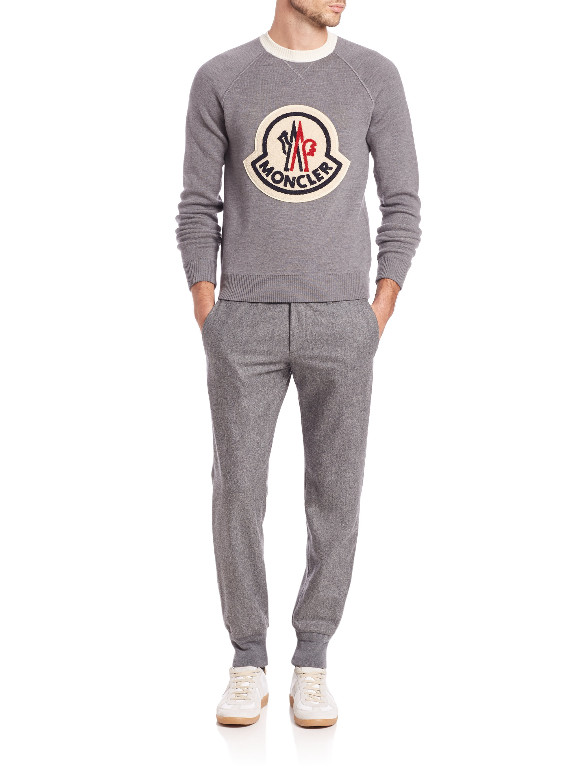 Moncler Maglione Logo Sweater in Grey 