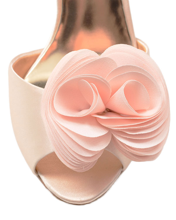 wide width badgley mischka