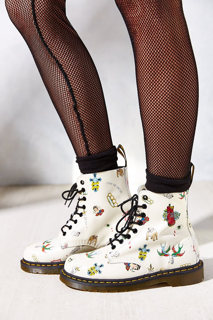 Shop by category Cheap dr. martens - results from brands Dr Martens, Perry Ellis, FitFlop, products like Dr Martens Smooth - Mens UK 9 US 10 Black Oxford Medium, Dr. Martens Work - Leah Steel Toe (Dark Brown Wyoming) Women's Work Boots, Dr Martens Women's Double Strap Mary Jane Black Slip On UK 4 US 6 M, Shoes.