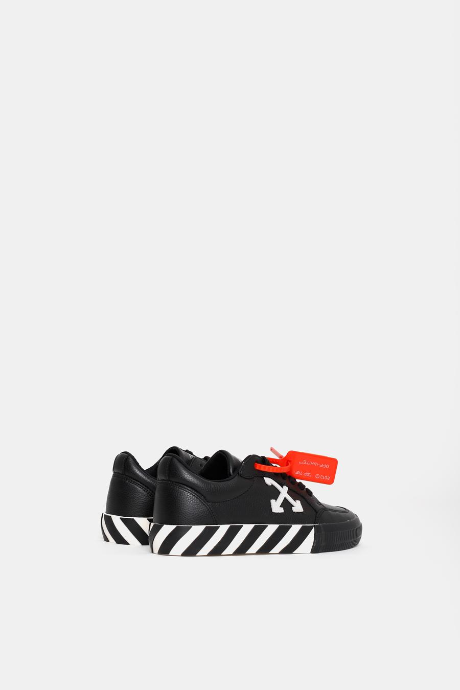 vulcan low leather trainers