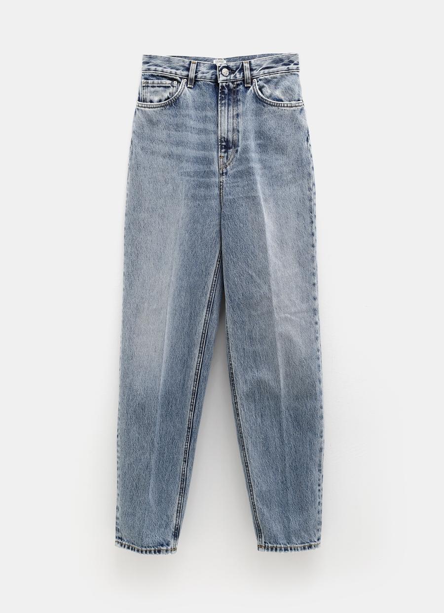 Totême Tapered Jeans in Blue | Lyst