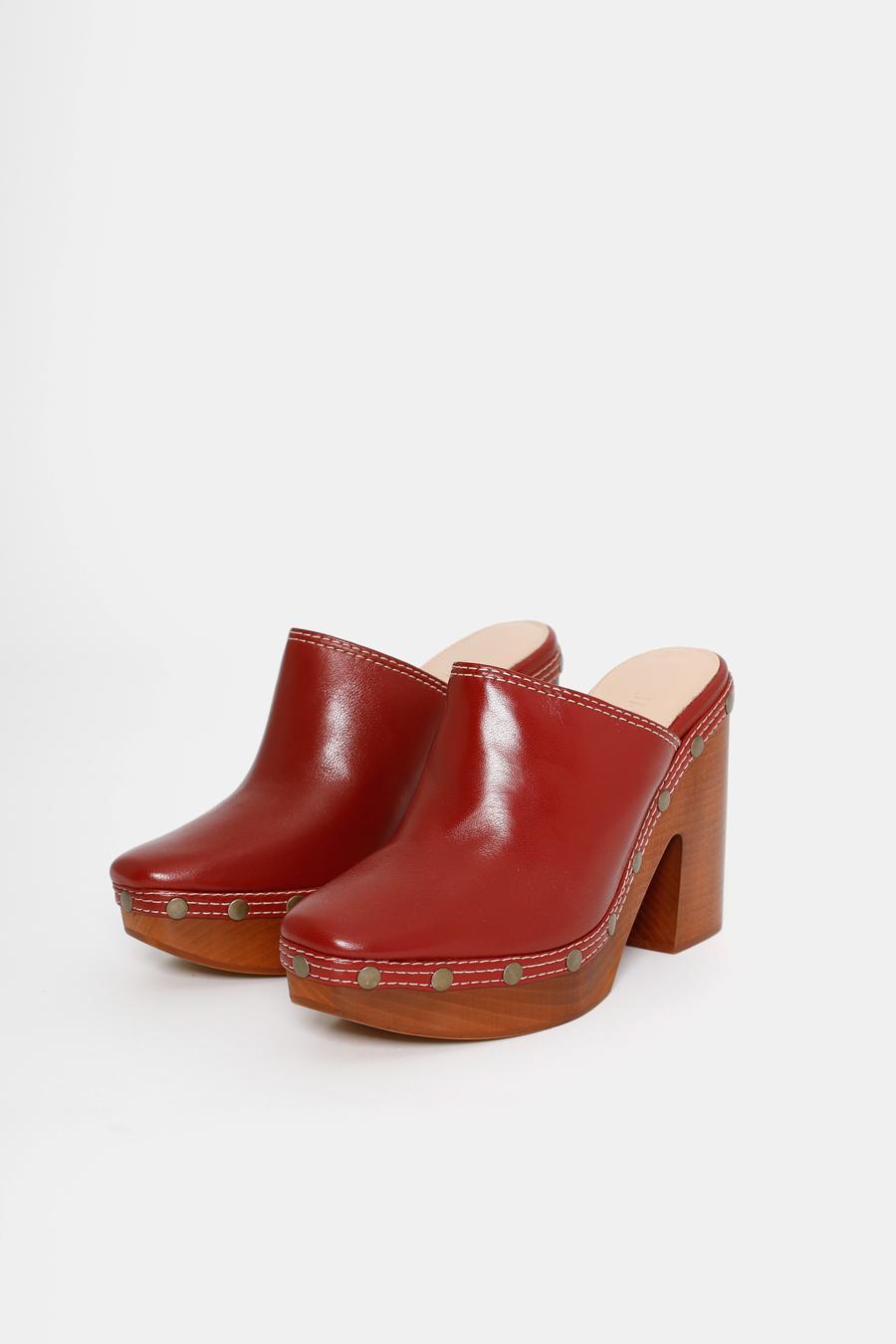 burgundy clogs
