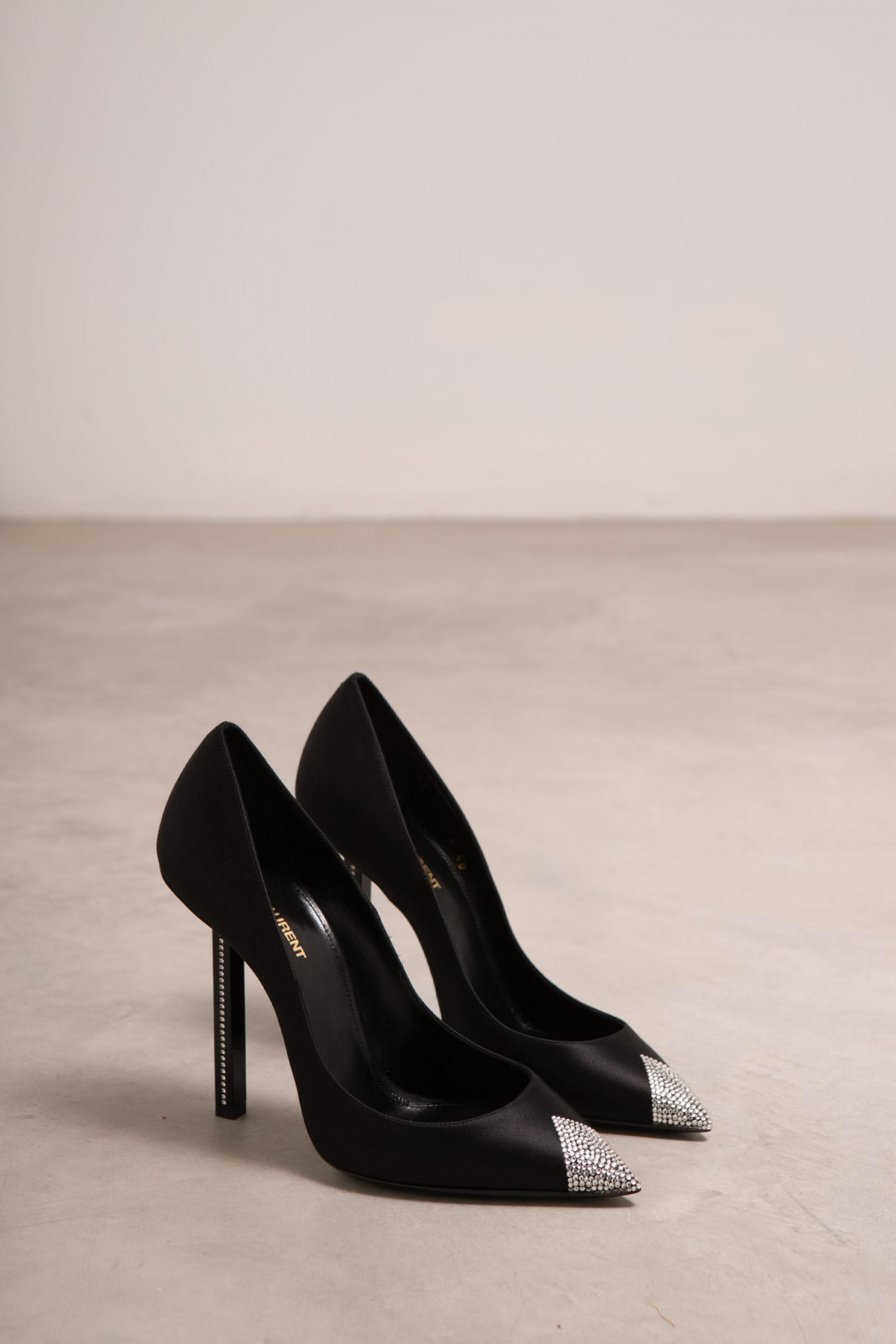 saint laurent tower pumps