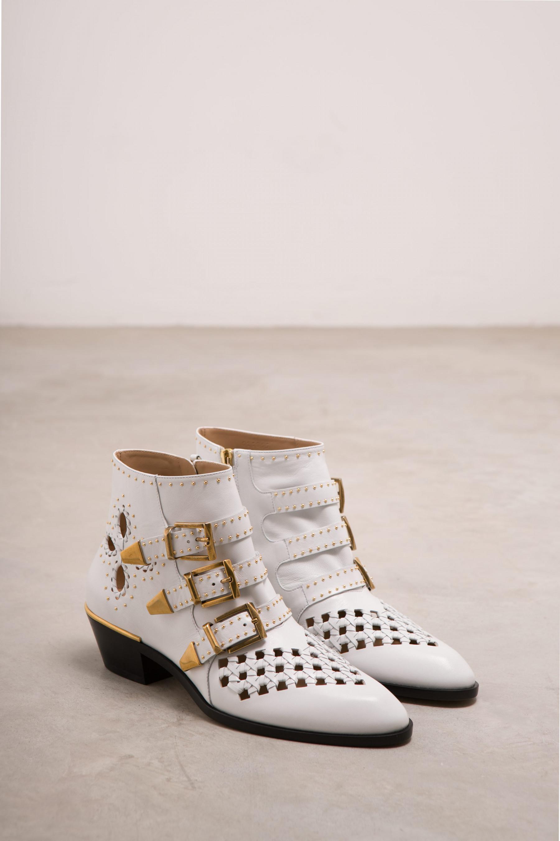 chloe boots white