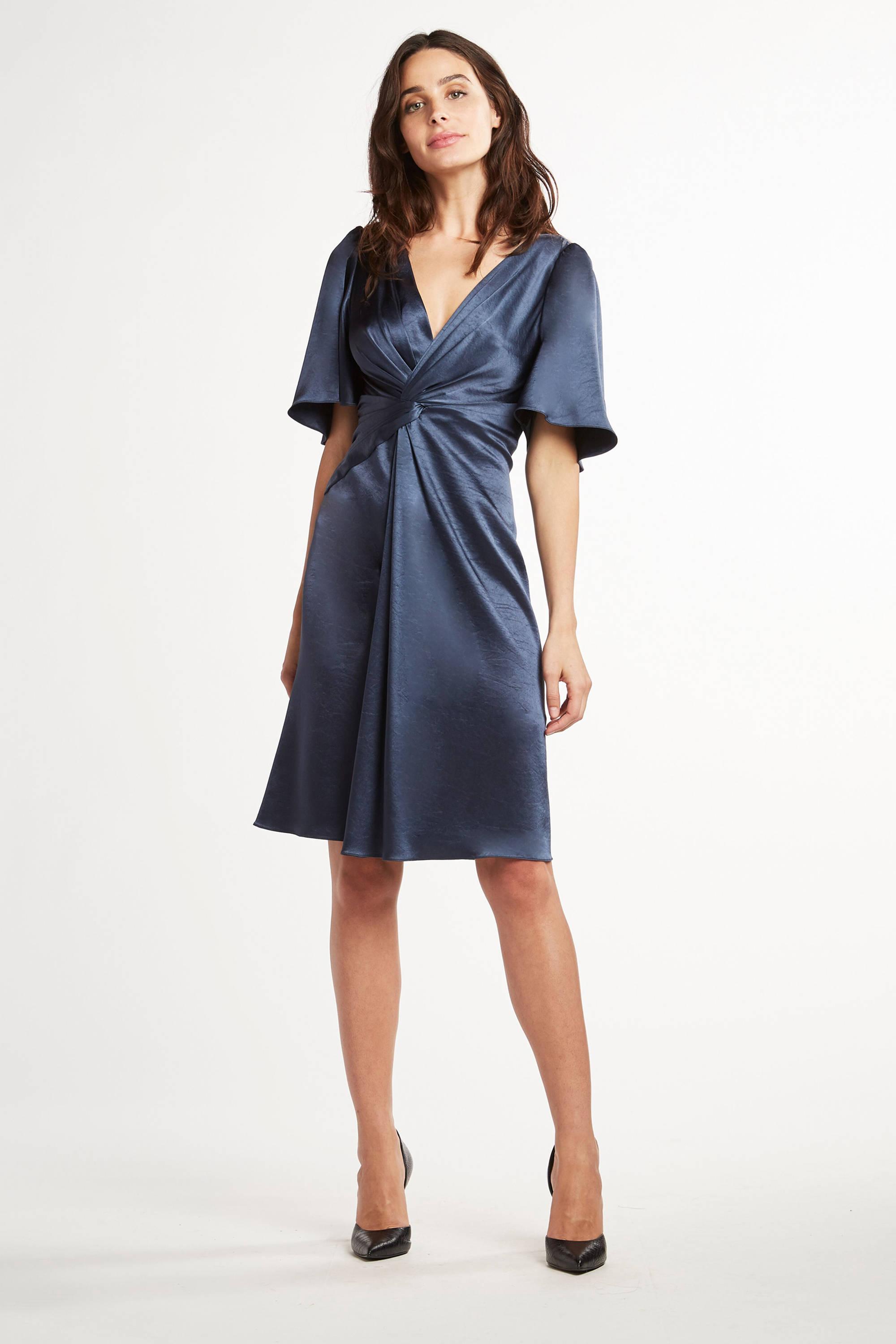Elie Tahari Silvana Vneck Elbowsleeve Satin Cocktail Dress in Slate
