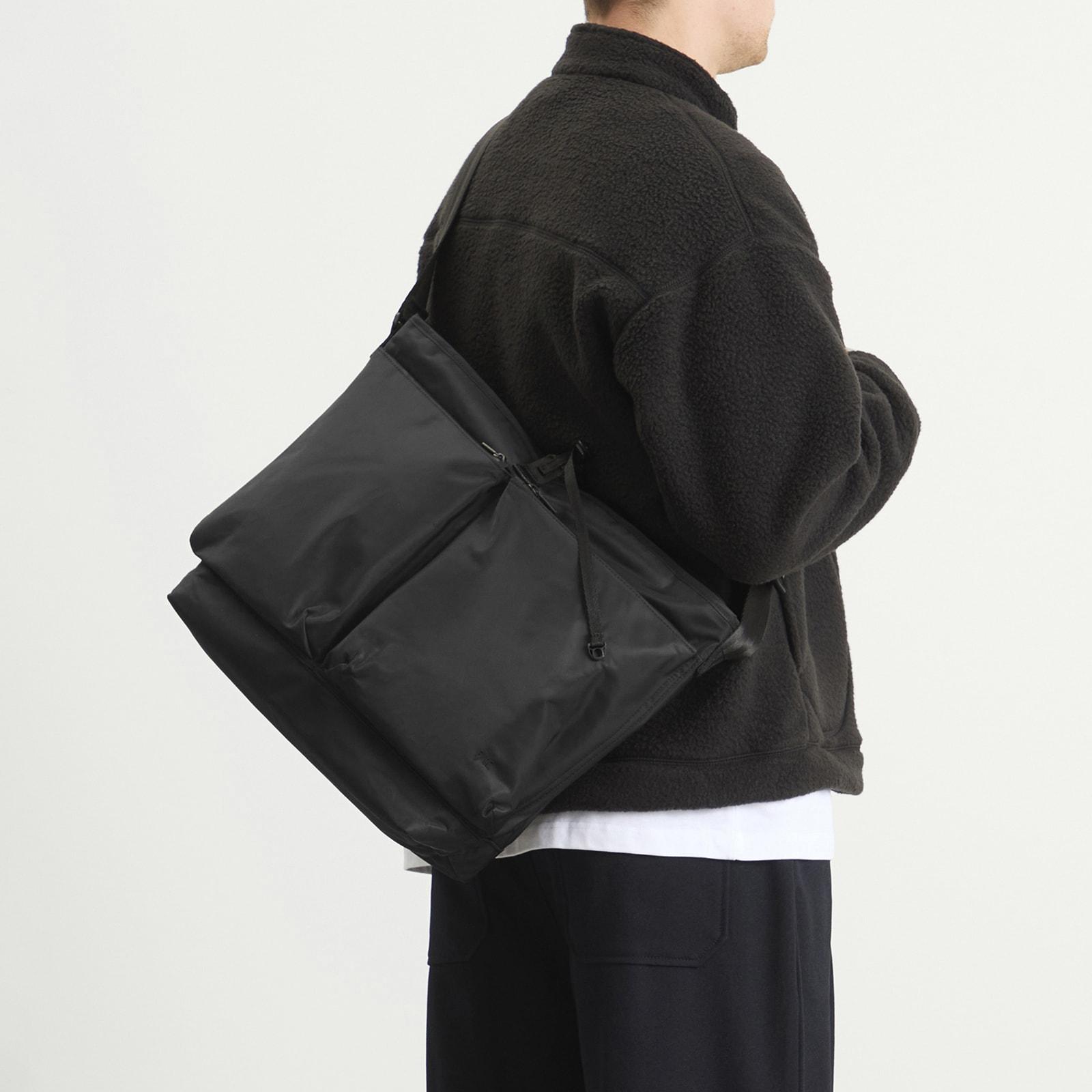 F/CE Recycled Twill Courier Shoulder Bag in Black | Lyst Australia