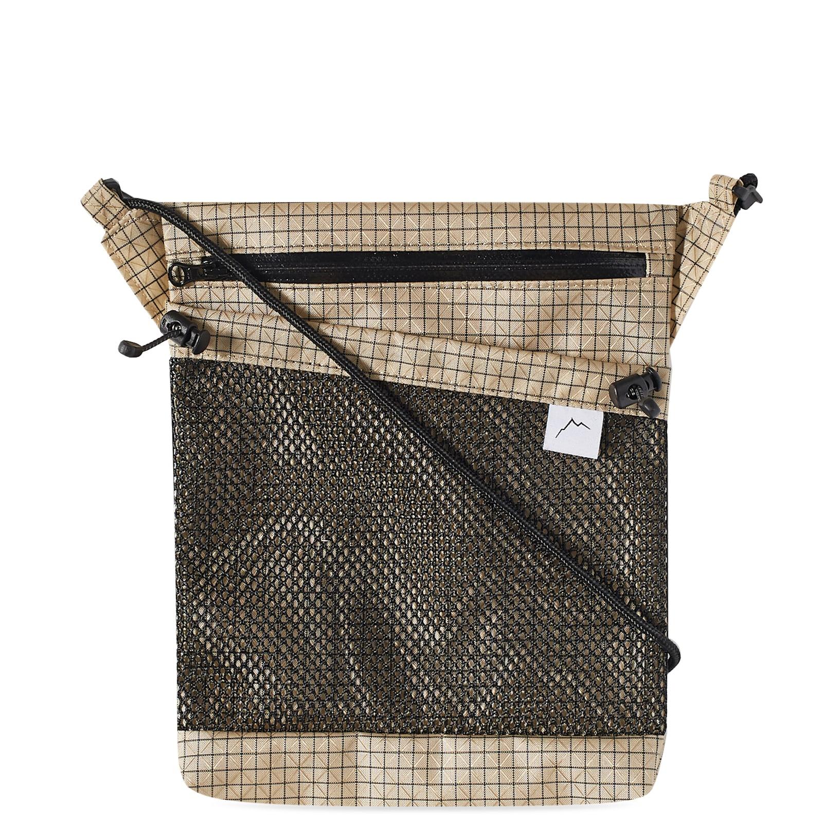 【CAYL】SEORAK 3 (B-GRID) black Cayl Seorak 3 Grid Bag - Black | Always in Colour