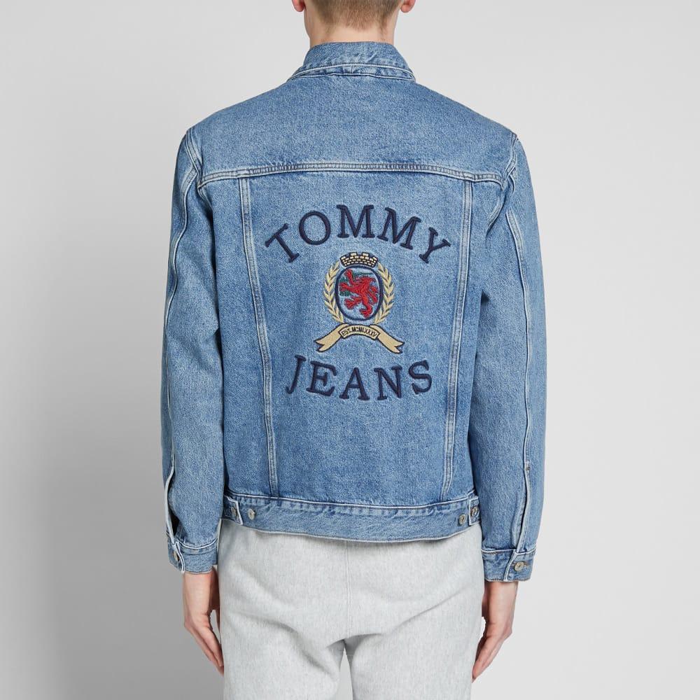tommy jeans crest flag trucker