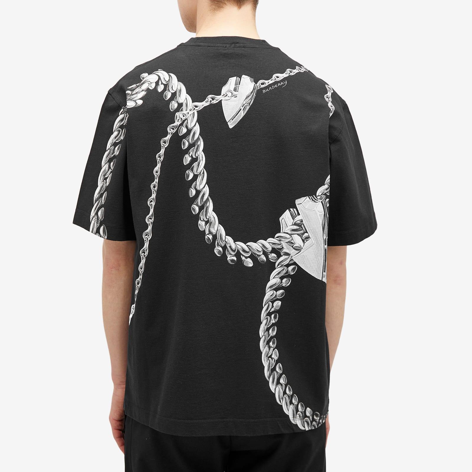 Burberry Chain Print T-Shirt in Black for Men | Lyst UK