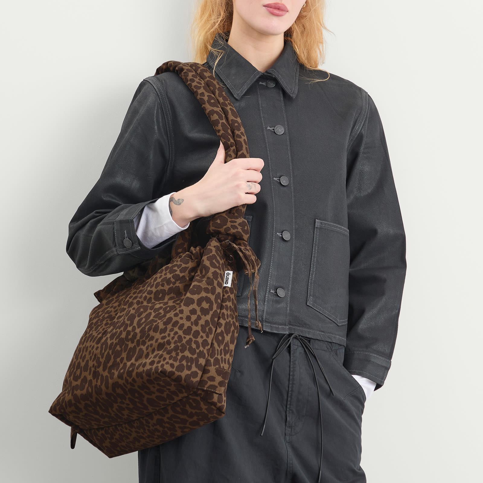 ölend Ona Soft Crossbody Bag in Brown | Lyst UK