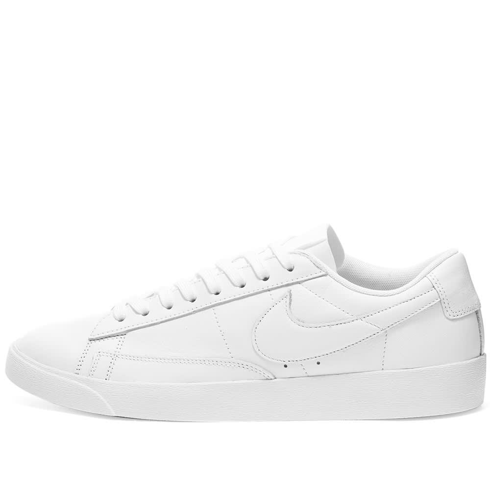 Nike Blazer Low Le Shoes in White | Lyst